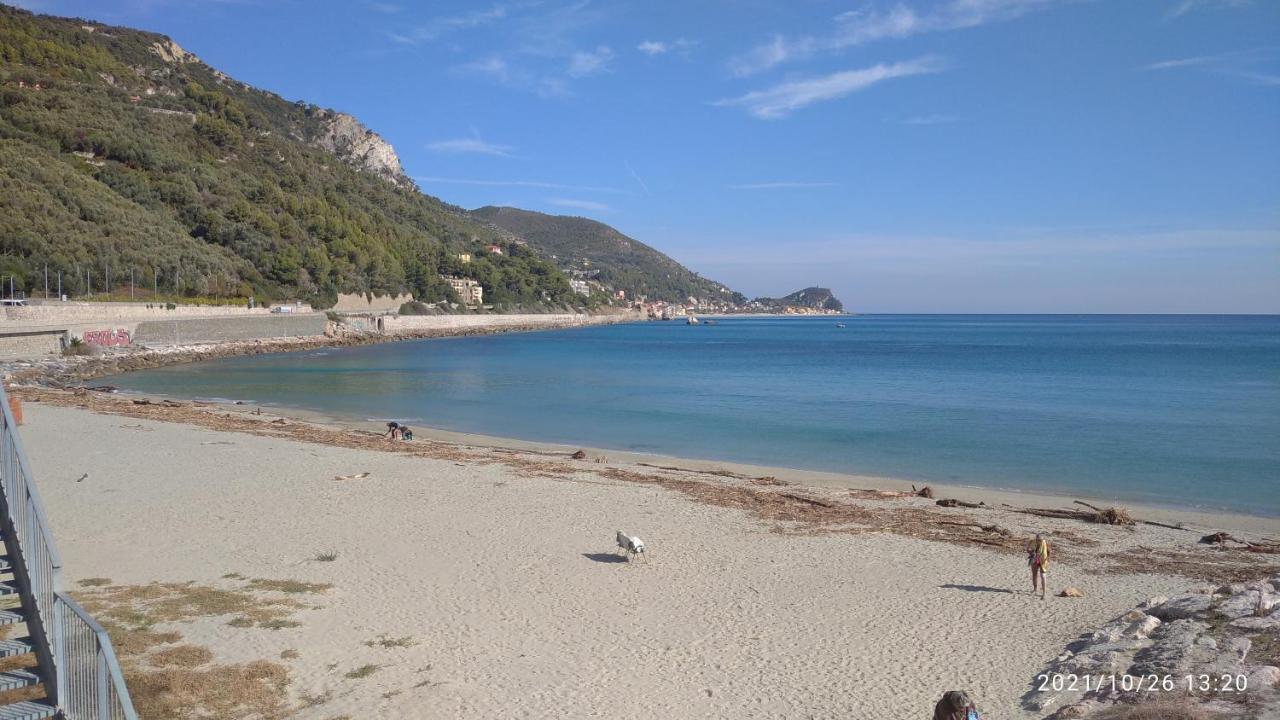 Ferienwohnung Casa Mariuccia A Due Passi Dal Mare Finale Ligure Exterior foto